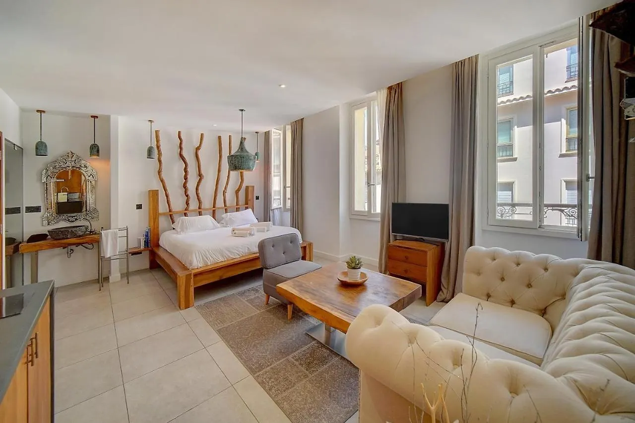 Magnifiques Appartements A 2 Pas Du Palais Cannes 0*,  France