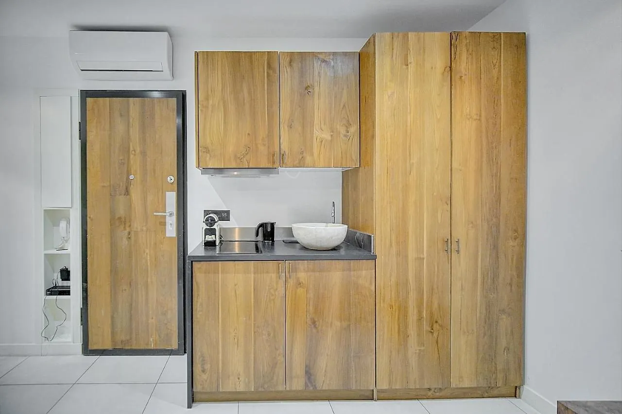 Magnifiques Appartements A 2 Pas Du Palais Cannes 0*,