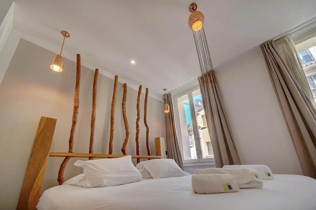 Magnifiques Appartements A 2 Pas Du Palais Cannes