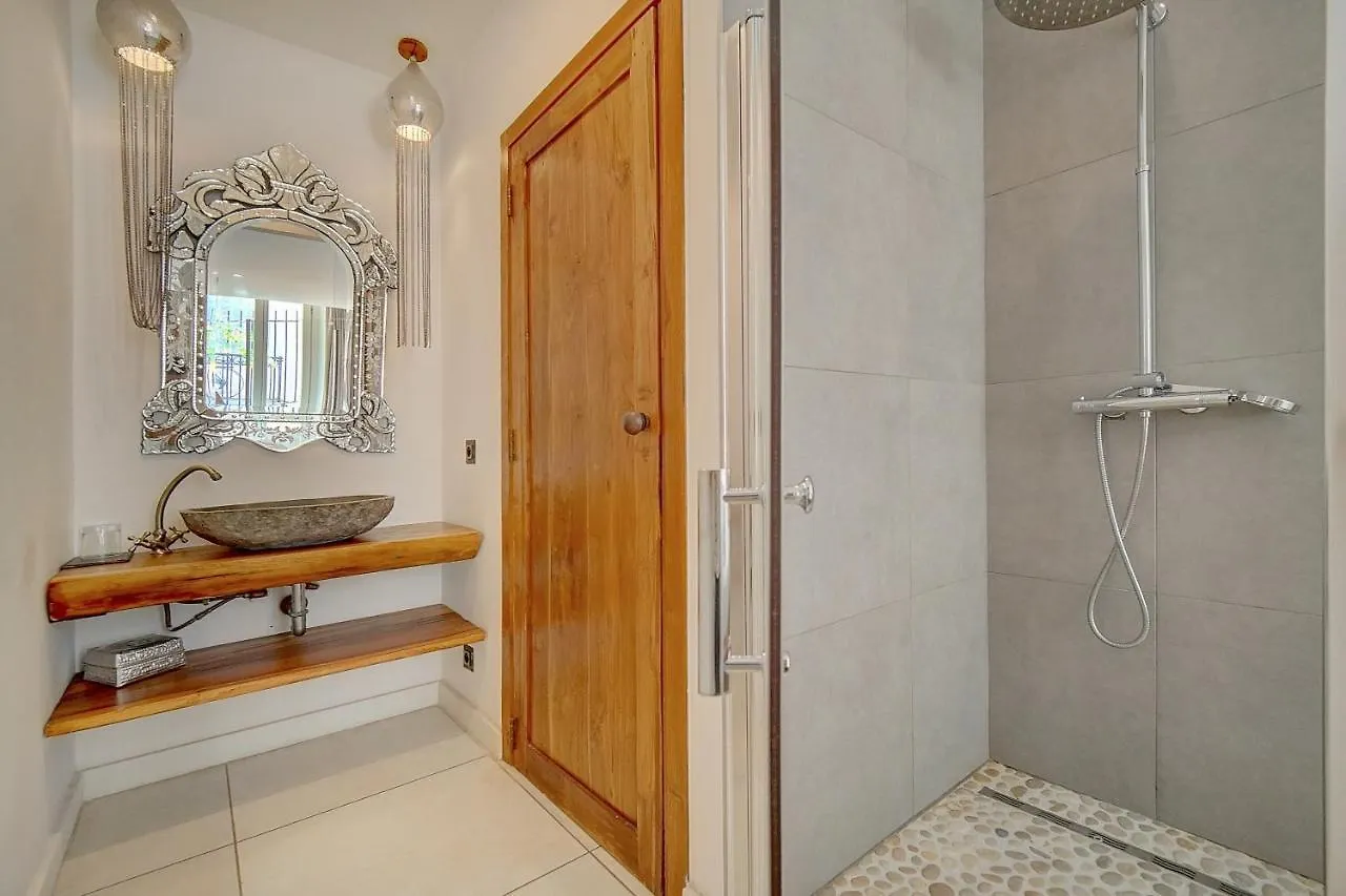 Magnifiques Appartements A 2 Pas Du Palais Cannes